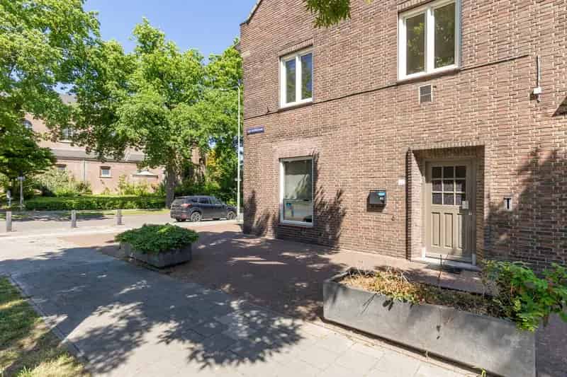 Ruime Bovenwoning Geleen 117m2 3 Slaapkamers Dakterras