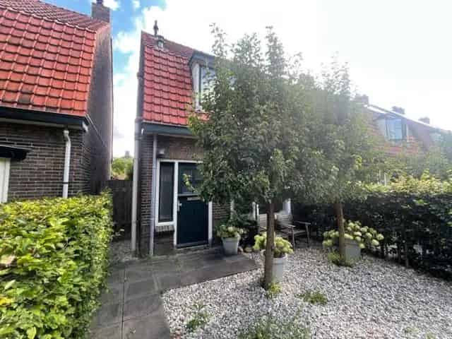 Huurwoning Amersfoort: 3 Slaapkamers Jaren 30 Huis Nabij Centrum