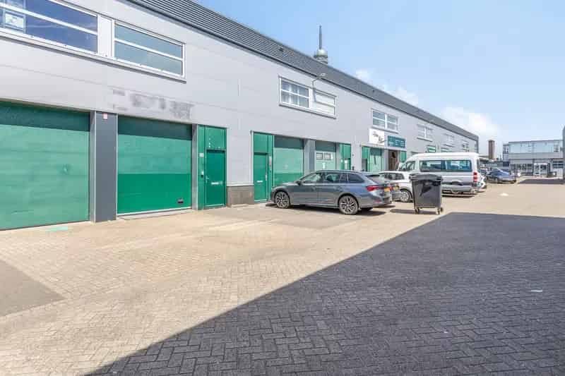 Bedrijfshal te huur Rotterdam Waalhaven-Zuid 94m²