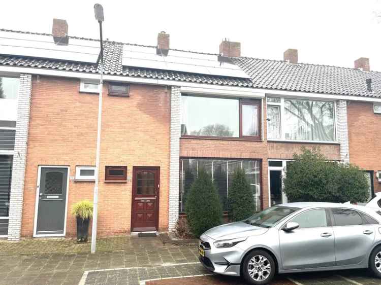 Eengezinswoning Te Huur in 20, Schotenstraat, Terheijden, Noord-Brabant