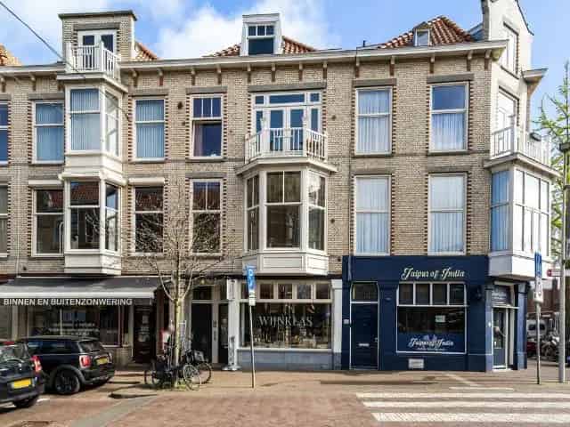 2 Kamer Appartement Valkenboskwartier Eigen Grond