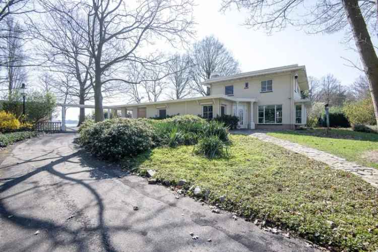 Luxe Villa Mookerplas: Zwembad Sauna Jacuzzi Uitzicht