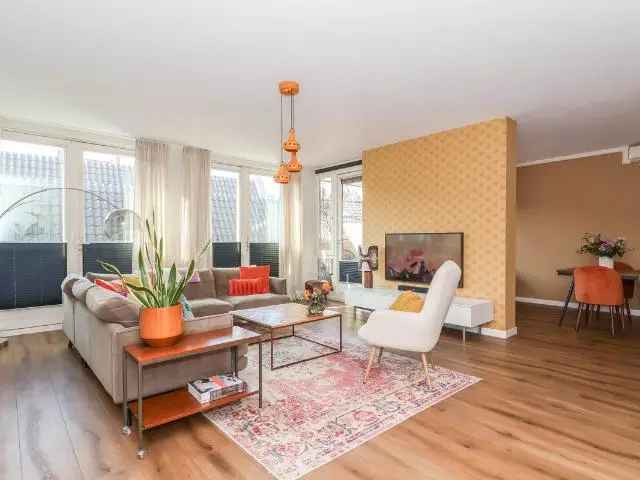 Ruim Appartement Spakenburg 97m2  Gemoderniseerd A+