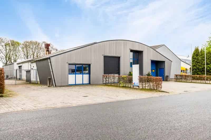 Bedrijfshal te huur Leek 55m2