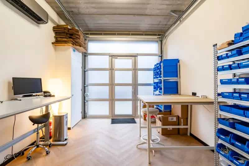 Bedrijfshal te Huur Blaricum 72m² Moderne Unit