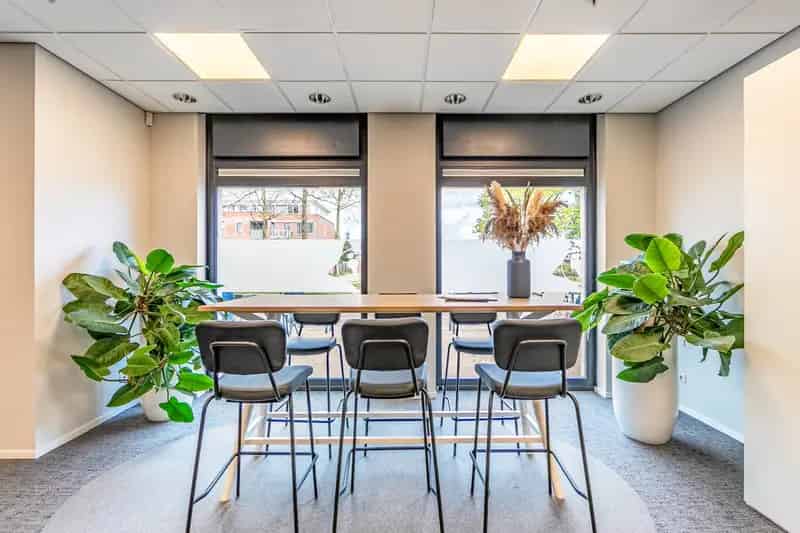 Winkel te Huur Nieuw Vennep 101m2 Winkelcentrum De Symfonie