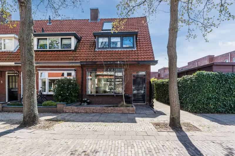 Gemoderniseerde Jaren 30 Eindwoning 4 slaapkamers Zonnige Tuin