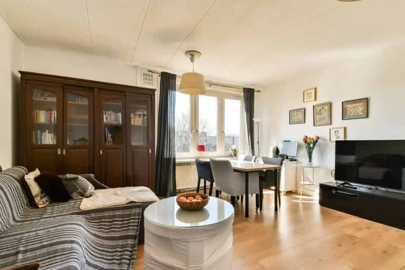 3-kamerappartement De Pijp 61m2 Gemeentelijk Monument
