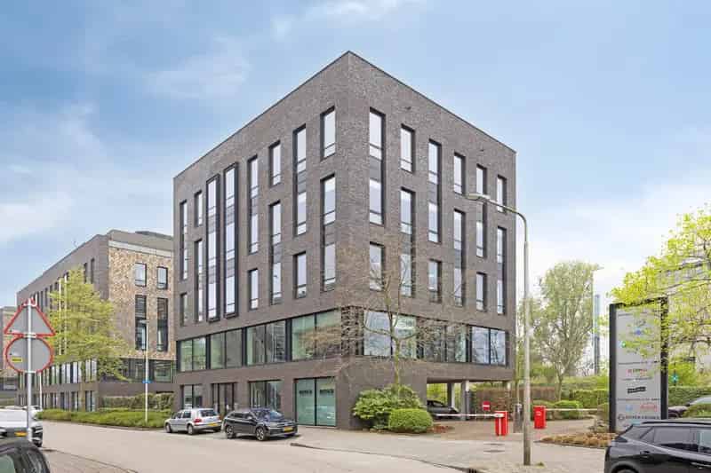 Kantoorruimte te Huur Purmerend 353m² Toplocatie Nabij Rabobank