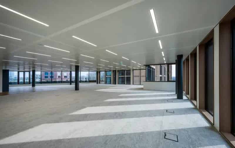 Kantoorruimte Amsterdam Zuidas: 250m² duurzaam kantoor met terras