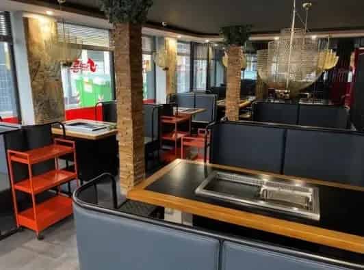 Beleggingspand Den Haag: Warenhuis met Horeca Kantoor en Appartementen