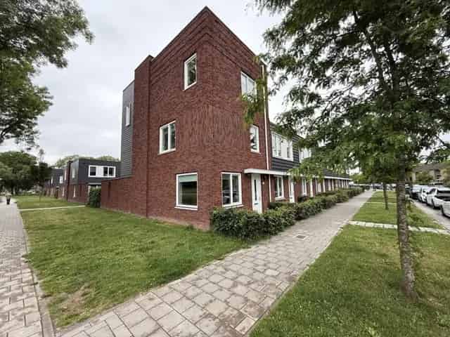 Hoekwoning Wijk bij Duurstede 6 kamers 145m2