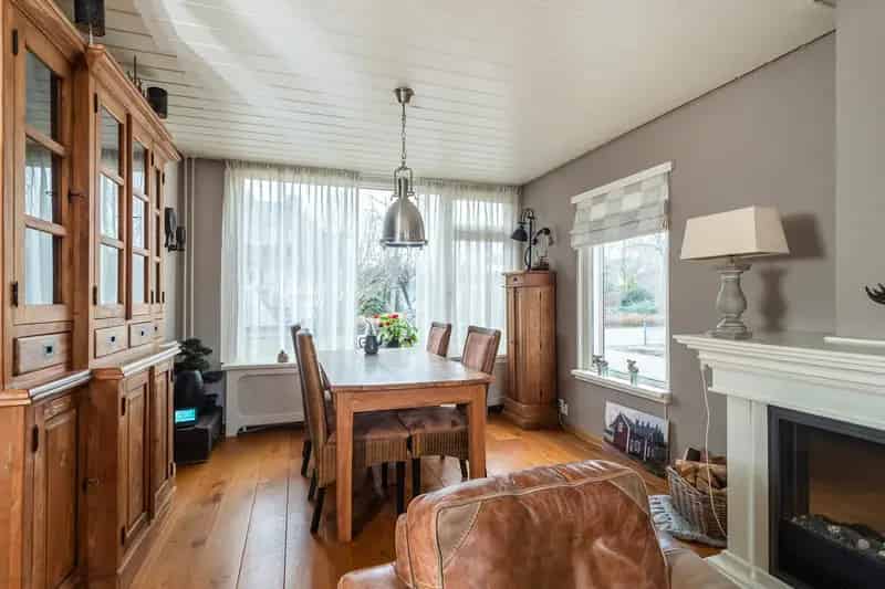 2-onder-1-kapwoning Doesburg Ruime Tuin 4 slaapkamers