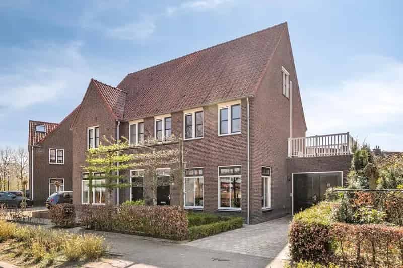 Gezinswoning Brandevoort 3 slaapkamers Nieuwe Keuken Garage