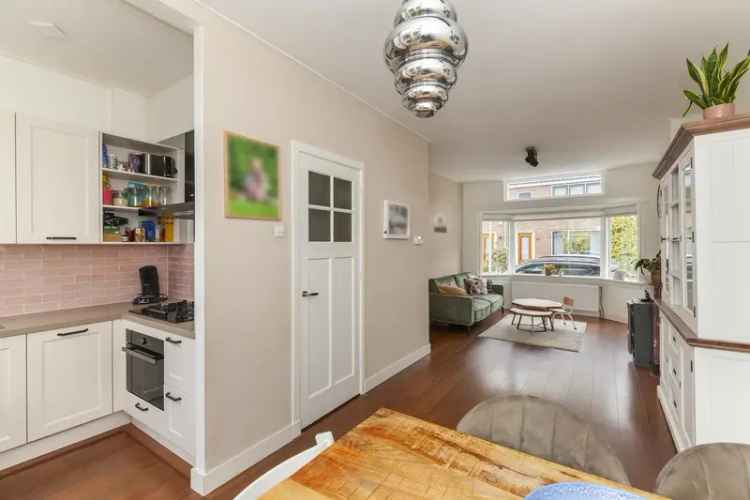Jaren 30 Hoekwoning Gouda Kadebuurt 3 slaapkamers Moderne Keuken