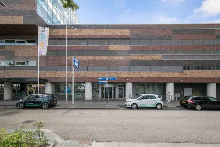 Kantoor Zwolle | Zoek kantoren te huur: Hanzelaan 230 8017 JJ Zwolle [funda in business]