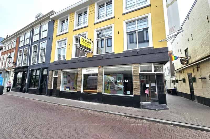 Winkelruimte te Huur Denneweg Den Haag 243m²