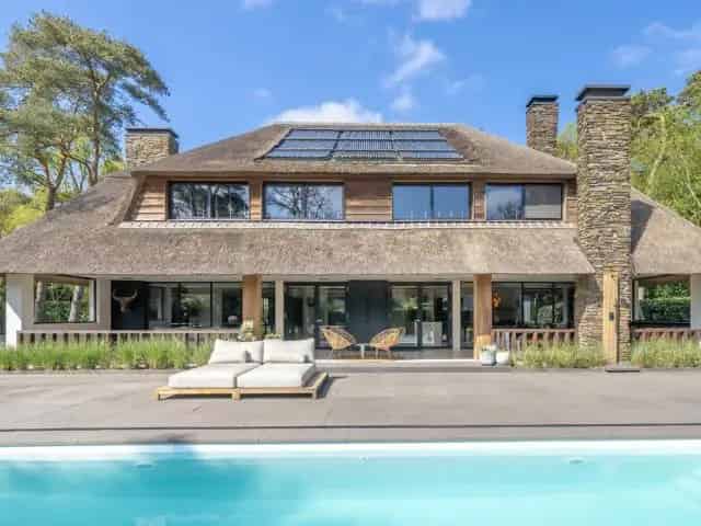 Luxe Duurzame Villa Bergen NH Te Koop