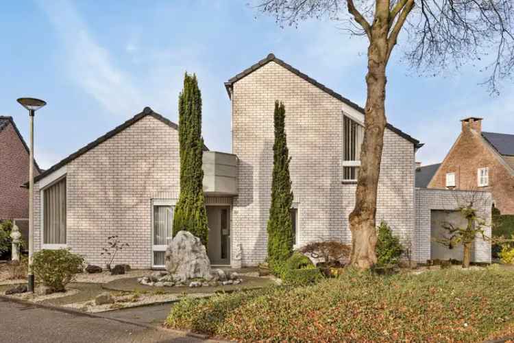 Huis Te Koop in 16, Hoevenstraat, Someren, Noord-Brabant