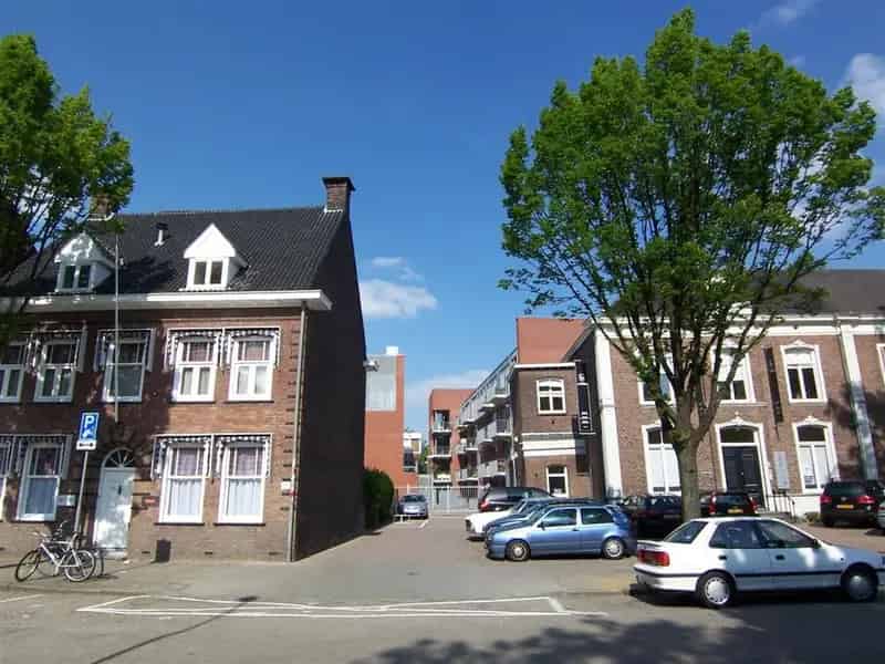 Rustig Stadsappartement 1 Slaapkamer Eigen Parking