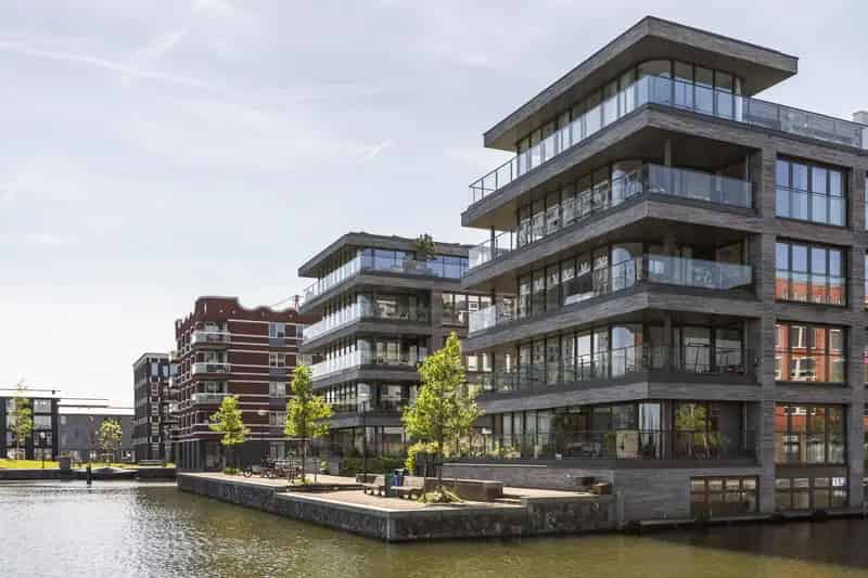 Luxe Hoekwoning Houthavens 215m2  IJ-Uitzicht 4 slaapkamers