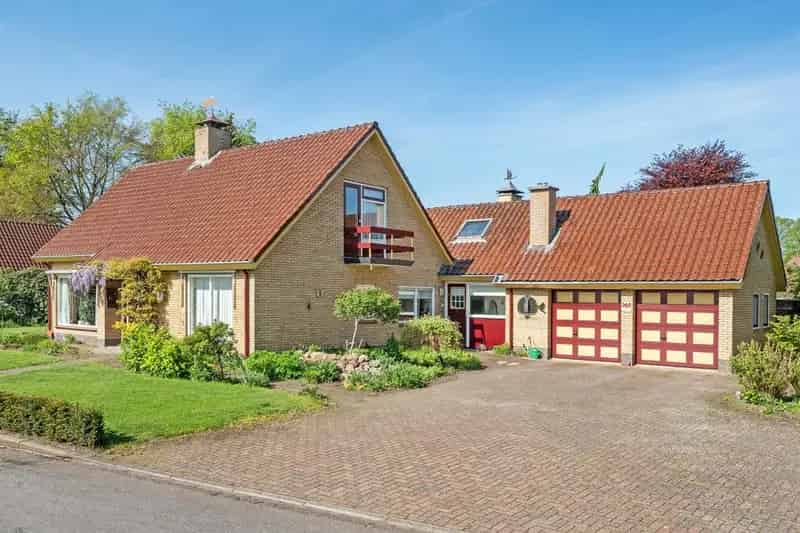 Vrijstaande woning Ommen 5 slaapkamers 2 badkamers grote tuin