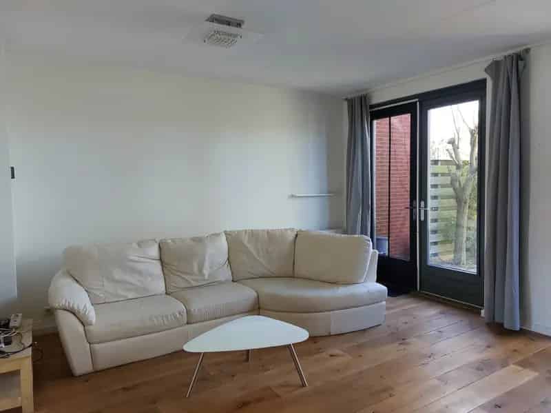 Moderne Tussenwoning 4 Slaapkamers Tuin Nabij Station