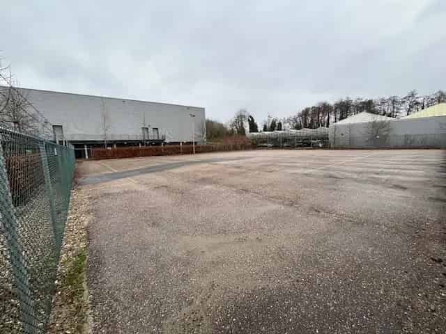 Bedrijfshal Enschede te Huur 1500m²