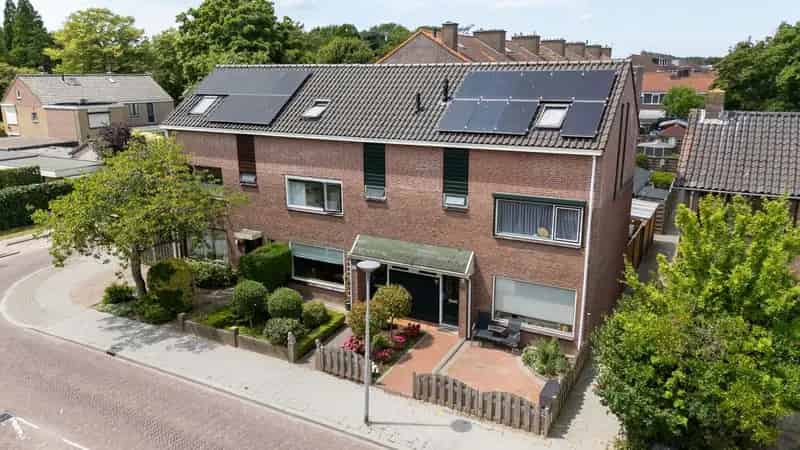 Huis te koop Rozenburg 4 slaapkamers moderne keuken