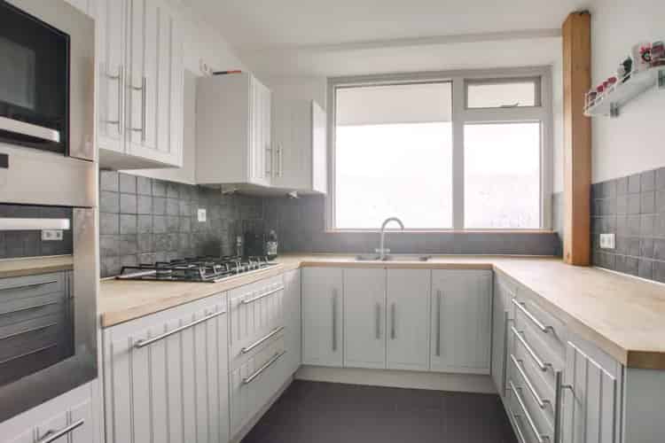 Ruim 4-kamer appartement Zoetermeer 107m2 met balkon en parkeerplaats
