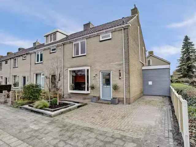 Ruime Hoekwoning Bovenkarspel 3 slaapkamers Tuin Eigen parkeerplaats