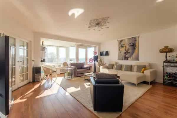 Ruim 2-Kamer Appartement Amsterdam Nieuw-West Balkon Lift