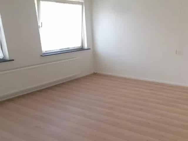 Appartement Chopinlaan Eindhoven: 3 Slaapkamers, Tuin en Moderne Keuken