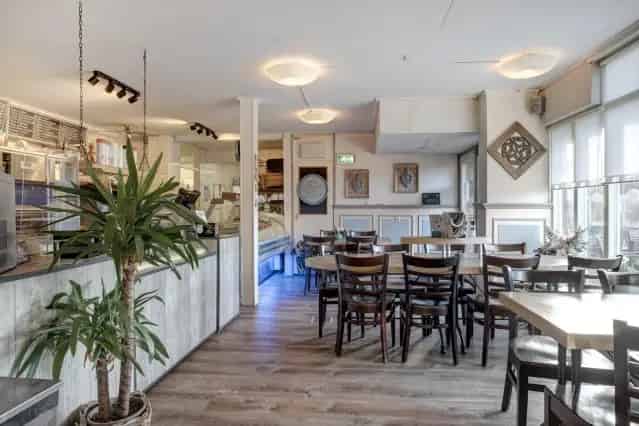 Cafetaria Restaurant te Hippolytushoef