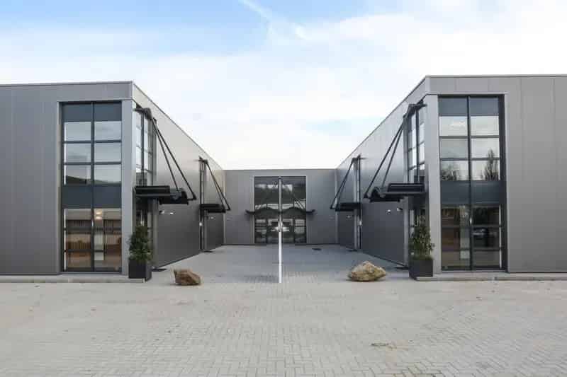 Bedrijfshal te huur Meerssen A2 A79 Kantoor Magazijn Opslag