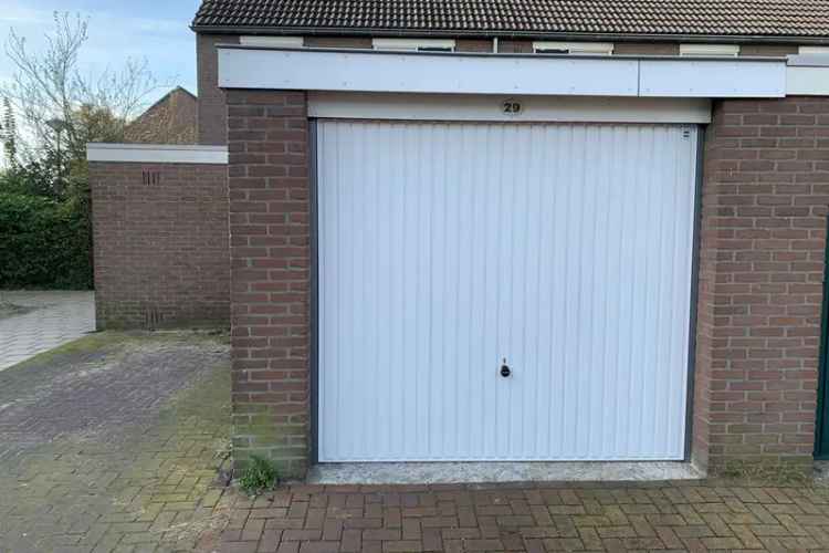 Garagebox Noordwijkerhout | Zoek garageboxen te koop: Gentiaan 29 2211 NH Noordwijkerhout [funda in business]