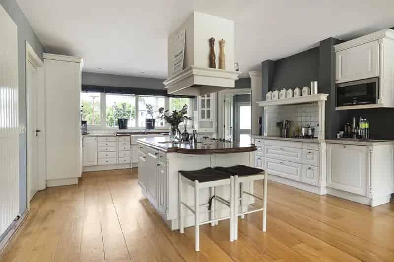 Luxe Villa Lelystad 14 Kamers 5 Badkamers Zwembad