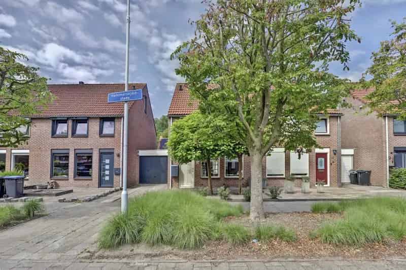 Ruime Tweekapper Goes 4 Slaapkamers Moderne Keuken Garage