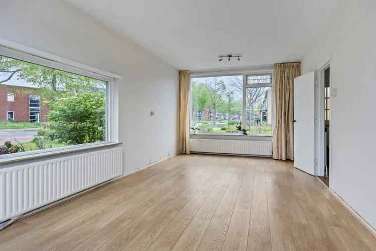 Hoekwoning Veenendaal 70m² 3 slaapkamers garage tuin