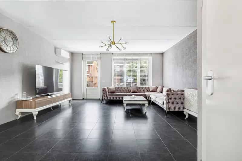Ruime Hoekwoning Rhoon Portland 4 Slaapkamers Zonnepanelen Airco