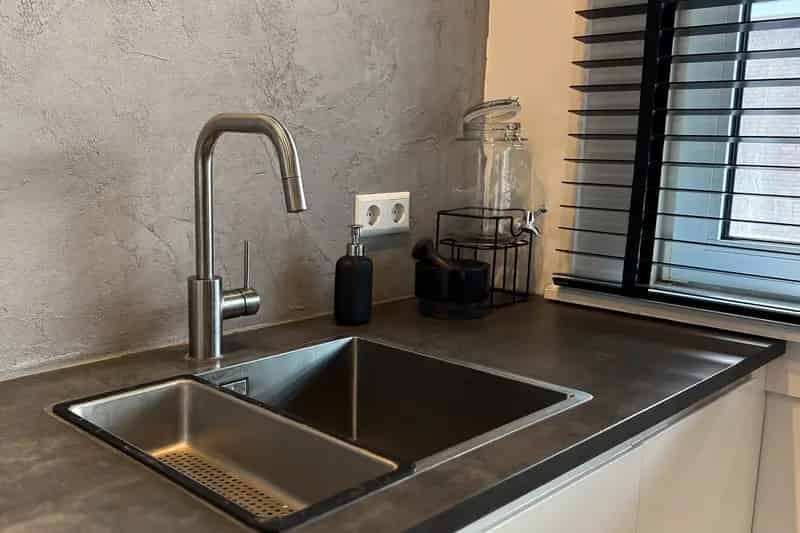 3 Kamer Appartement Blijdorp 80m2 Instapklaar
