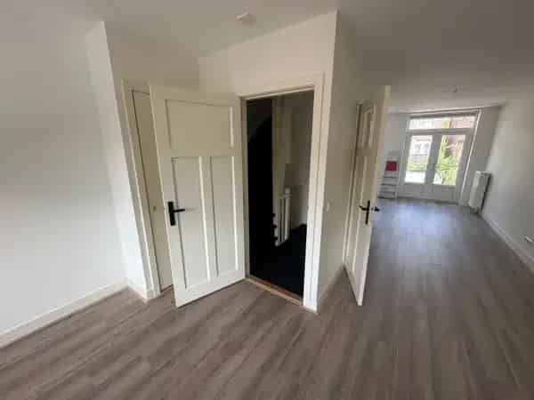 Appartement Raadhuisstraat Diemen Familiehuis