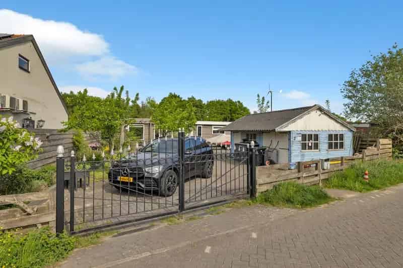 Huis te koop: Linie 2 1991 AT Velserbroek 