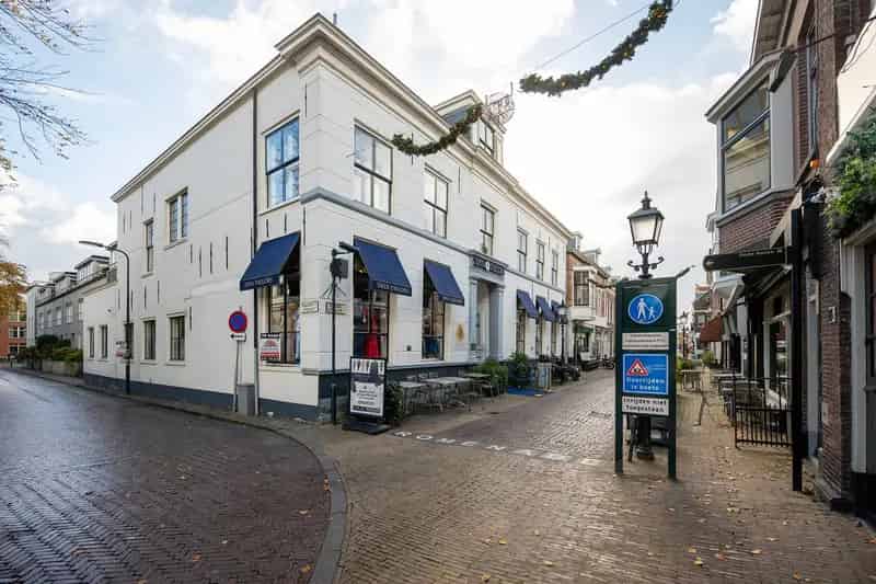 Winkel te koop of te huur Voorburg Herenstraat