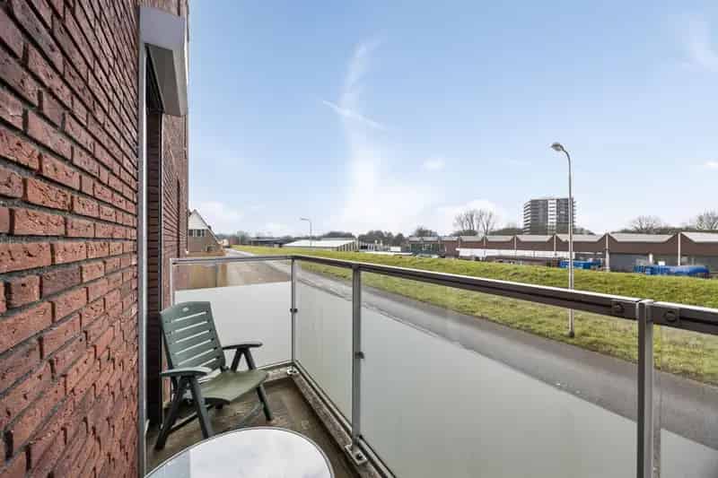 3-kamerappartement Ridderkerk begane grond met parkeerplaats en balkon