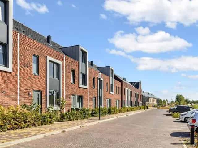 Nijmegen: Luxe 4 Slaapkamer Hoekwoning te Huur