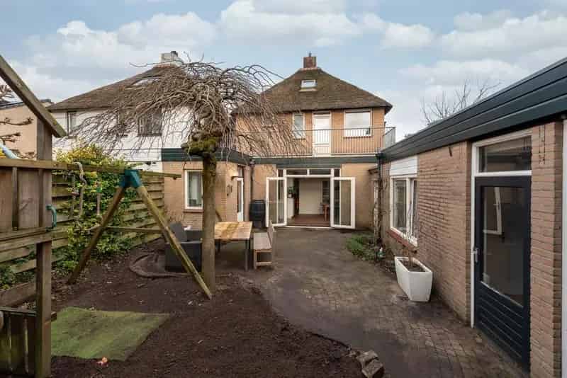 Vrijstaande woning Soesterberg 4 slaapkamers Bijgebouw