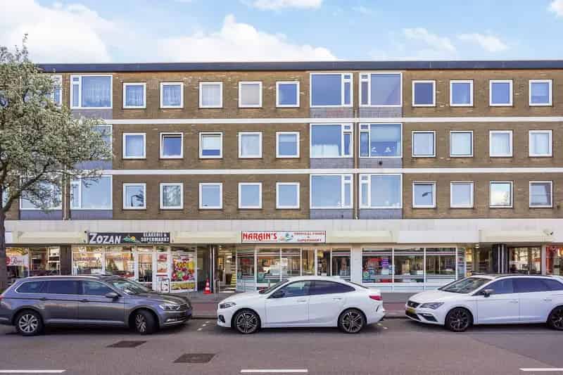 Klusappartement Zoetermeer 2 Slaapkamers Balkon Berging 64m2