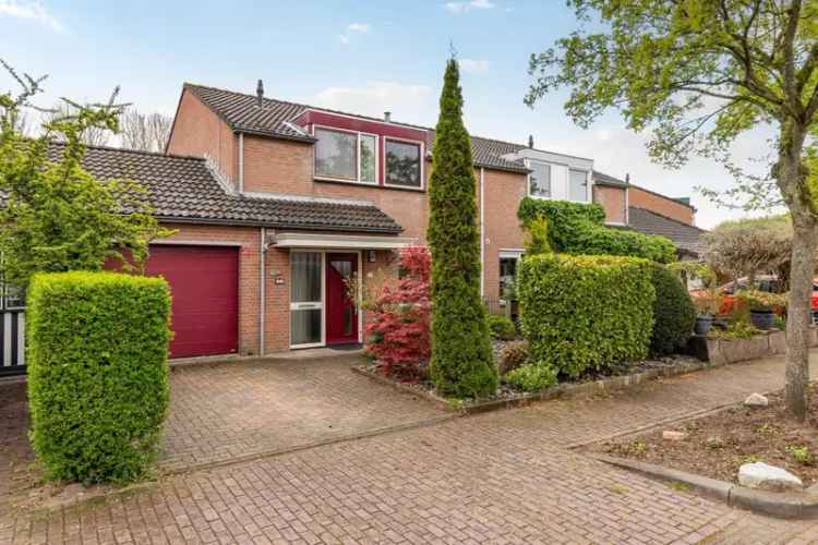 Ruime Familiewoning 171m2 4 slaapkamers Grote Tuin Lelystad