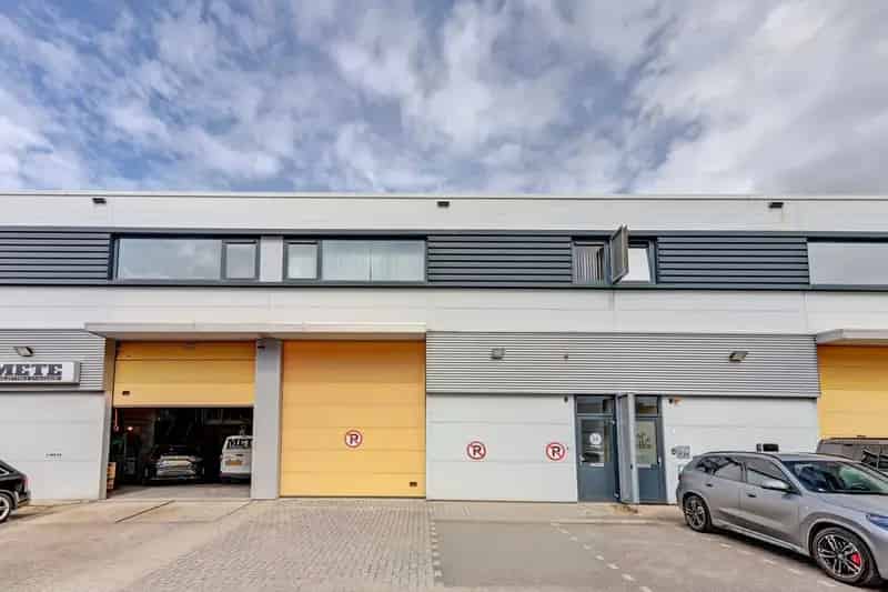 Bedrijfshal Vlaardingen | Zoek bedrijfshallen te koop: 3e Industriestraat 25-G 3133 EJ Vlaardingen 